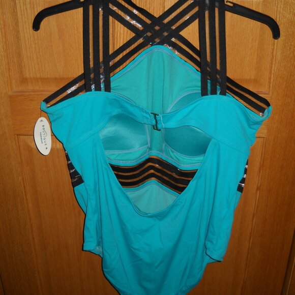 Boutique Plus Swim One Piece Swimsuit in Turquoise - 2X - Picture 2 of 3